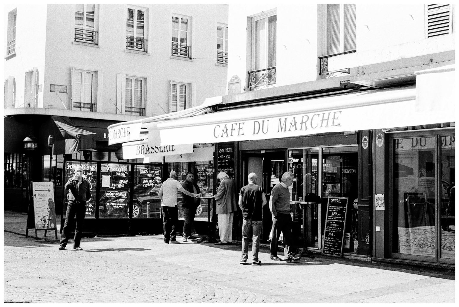 Paris in Déconfinement - Francophile Travelogue